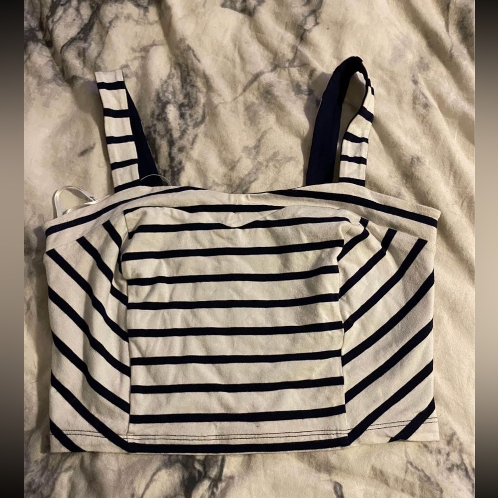 Medium Crop Top